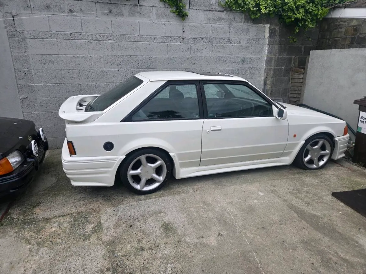 Ford escort xr3i - Image 1