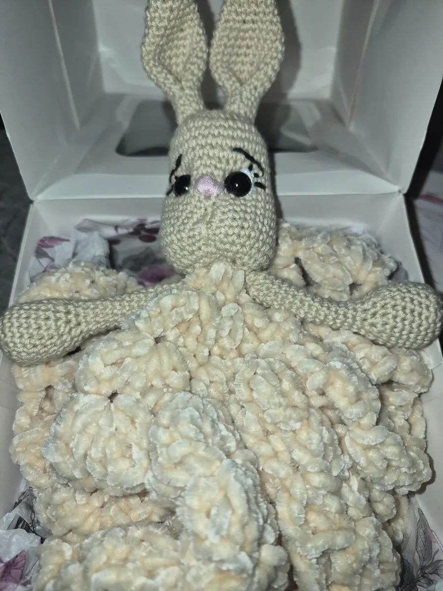 Baby comforter new handmade - Image 1