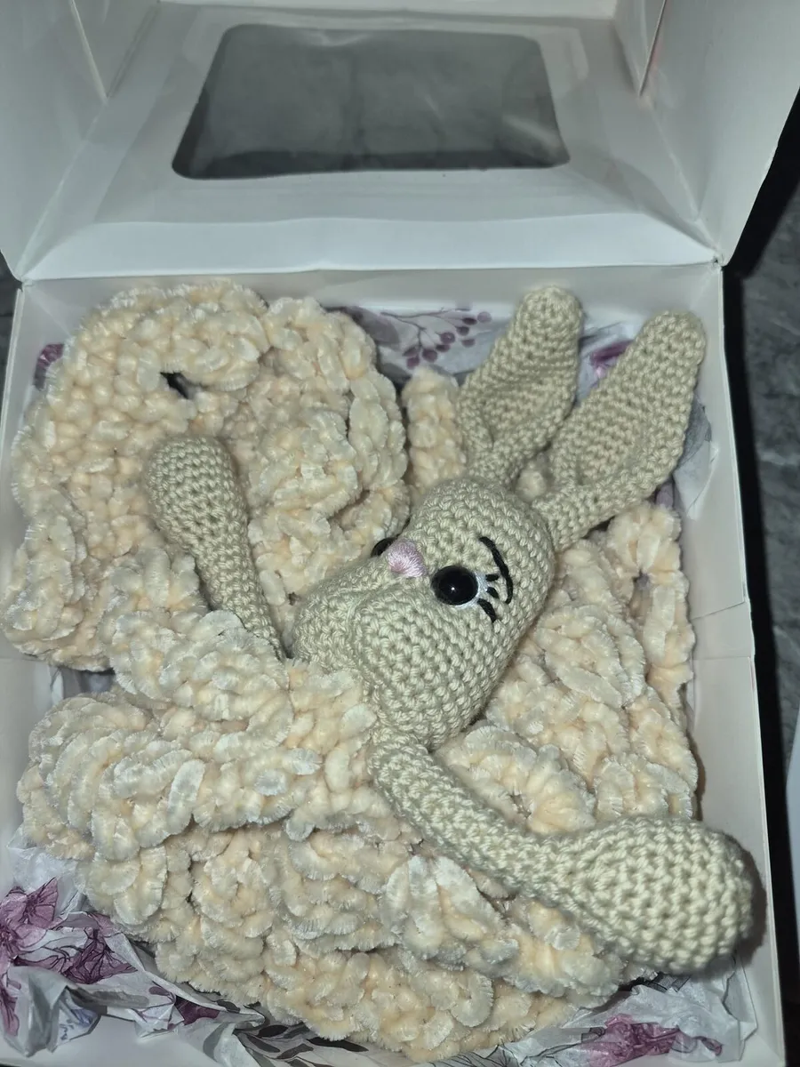 Baby comforter new handmade - Image 4