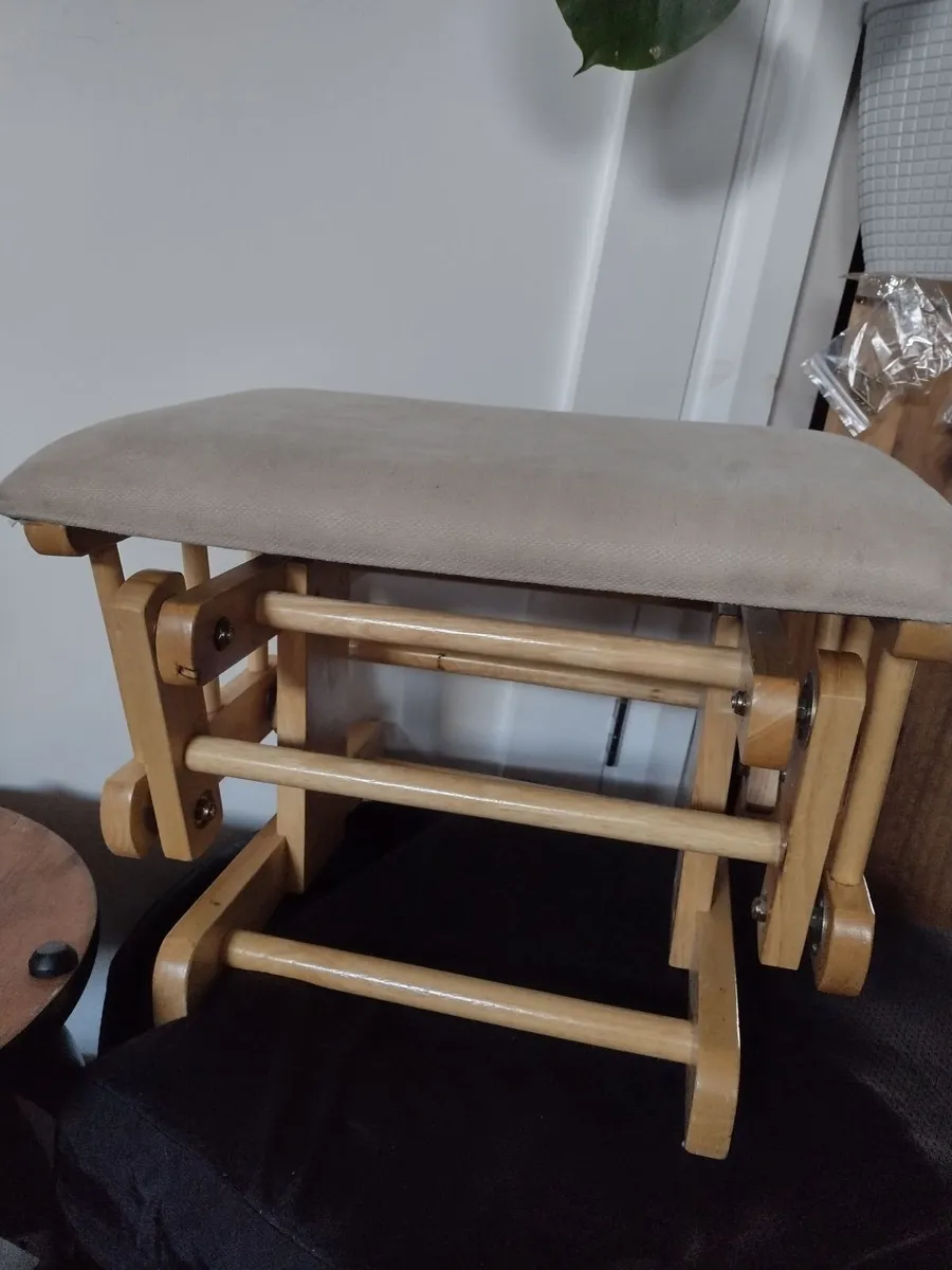 Heavy Oak Glider footstool - Image 1