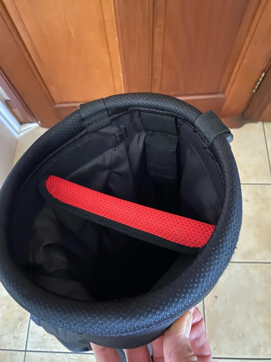 Titleist Sunday Bag As New Used 3 Rounds - Image 3