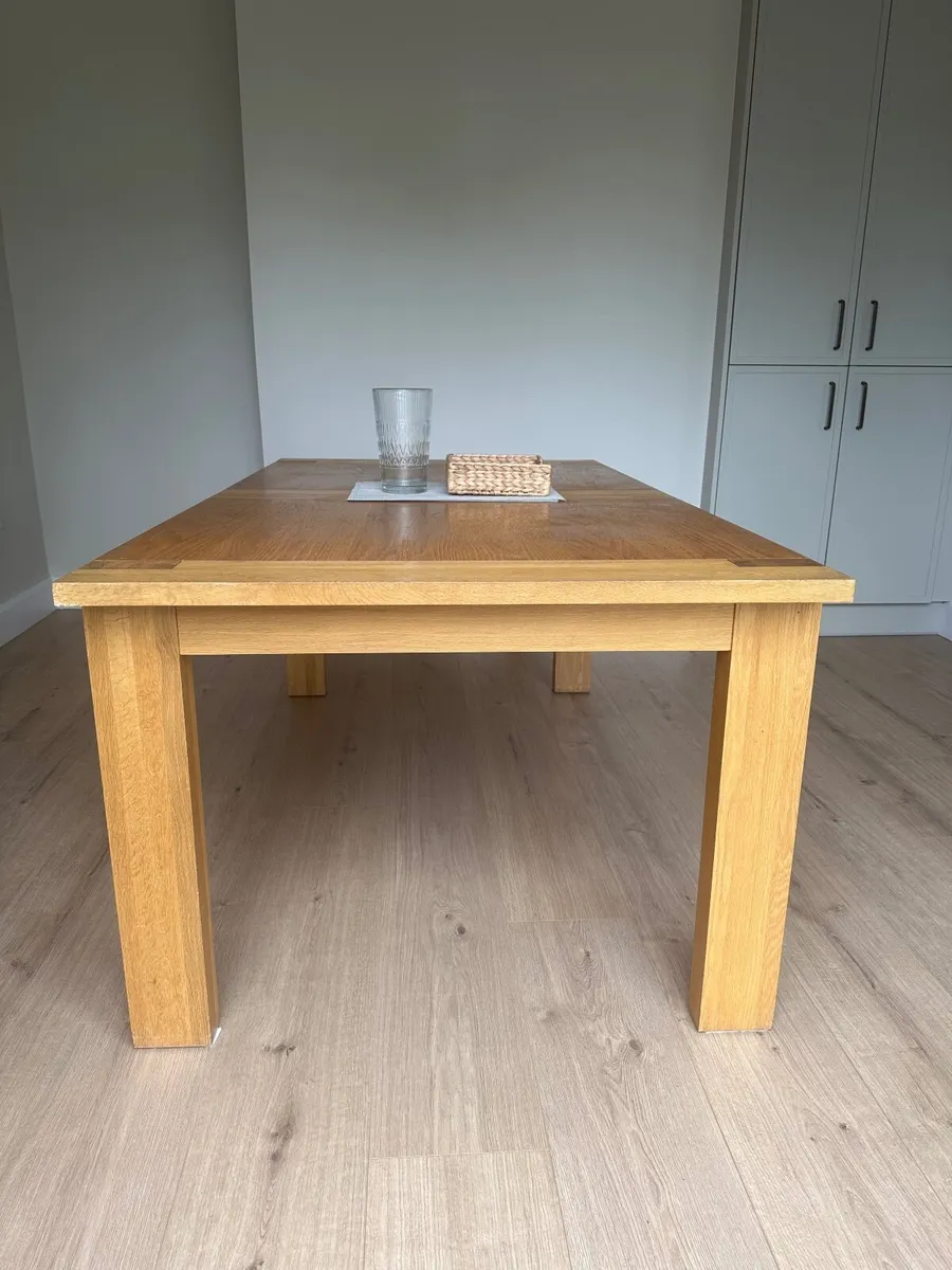 Solid Oak Extendable Dining Table – €150 - Image 3