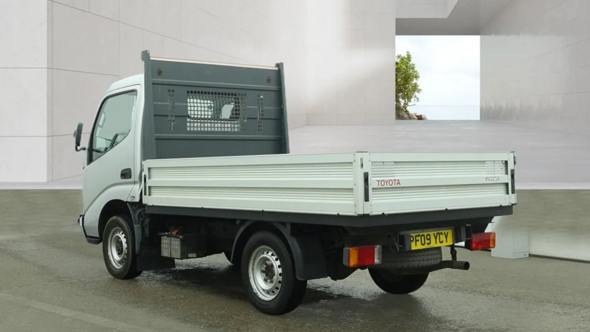 Toyota Dyna 2009 - Image 3