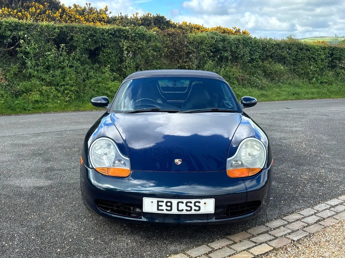 1999 Porsche Boxster 2.5 Manual - Image 2