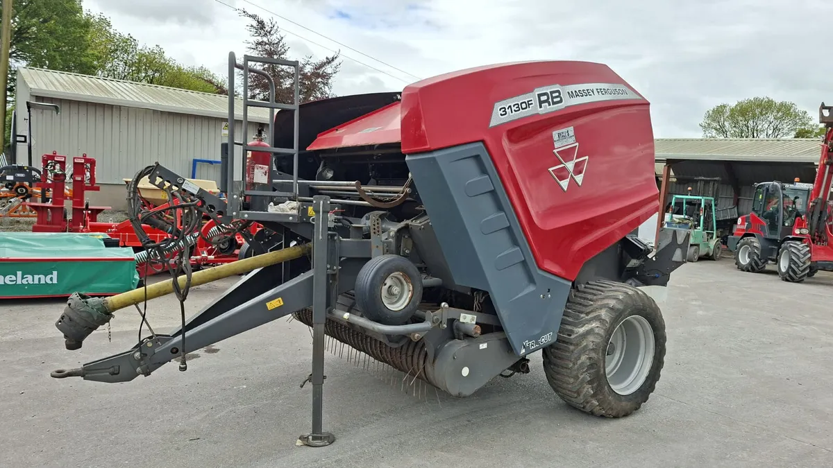 Massey Ferguson Lely 3130 baler - Image 1