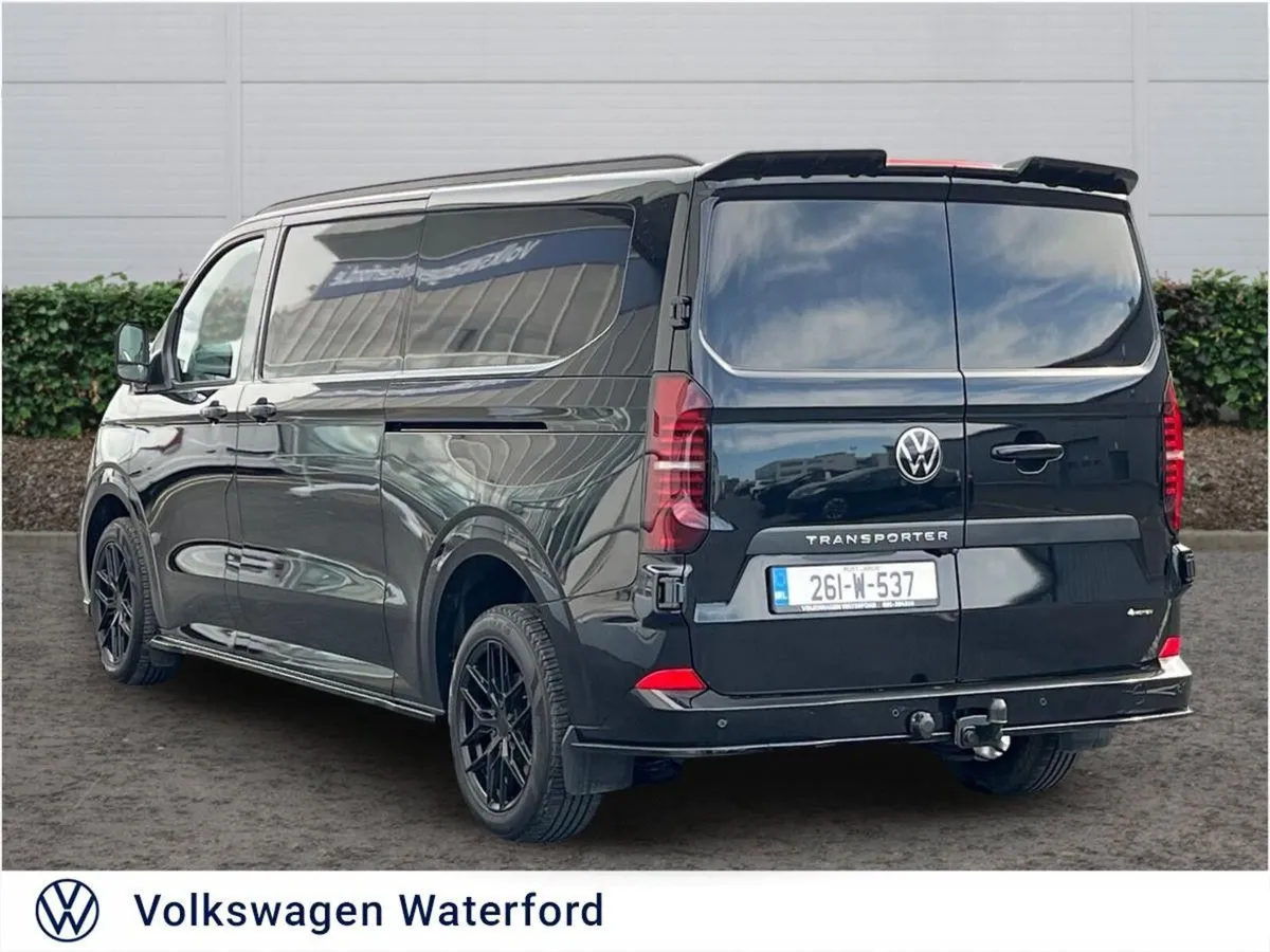 Volkswagen Transporter HIGHLINE LWB30 170BHP  Auto - Image 3
