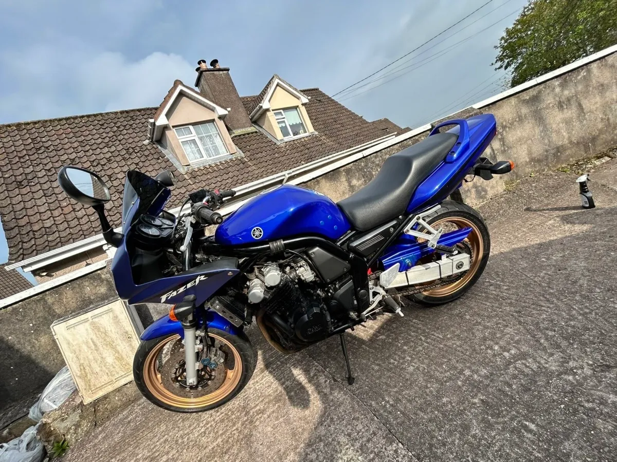 Yamaha fazer 600 - Image 1
