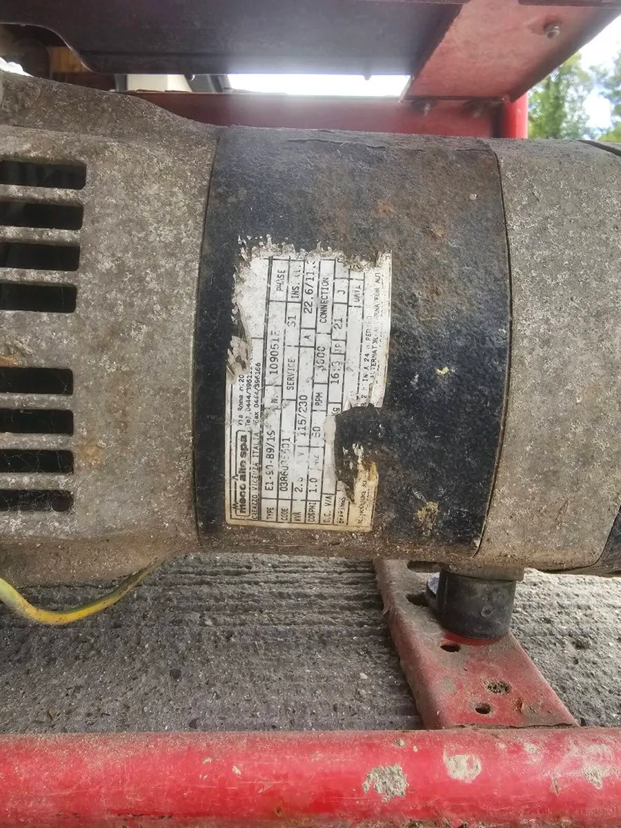 2.5 kva Honda Generator - Image 4
