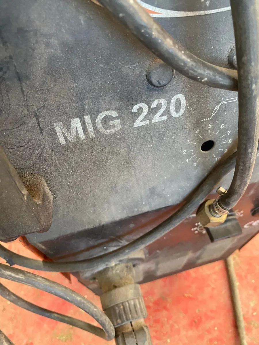 220 amp mig welder - Image 2