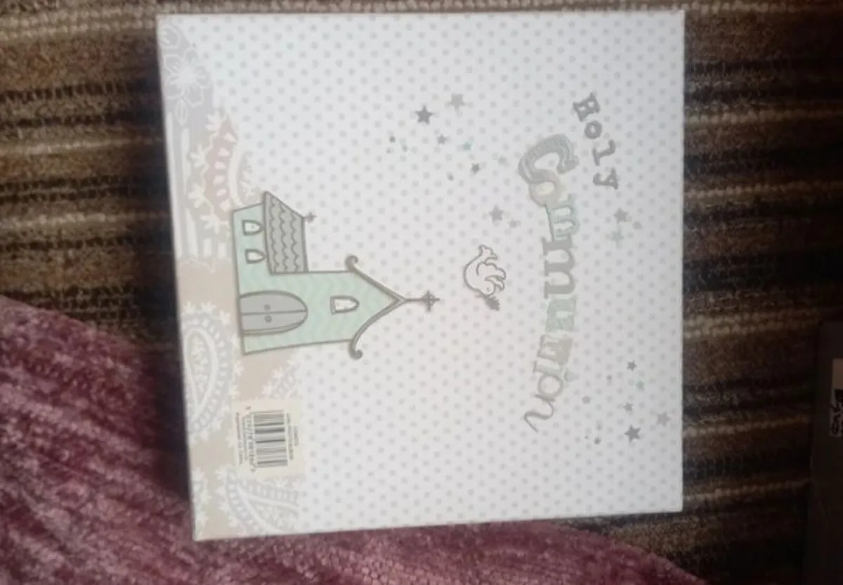 Girls First holy communion photo album - Image 4