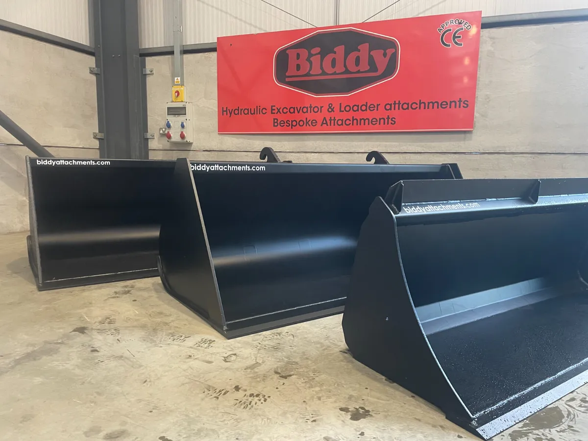 Biddy Loader buckets - Image 1