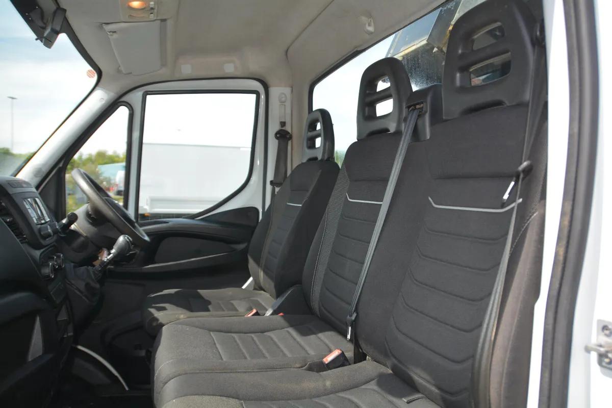 Iveco Daily Twin Wheel Tipper - Image 4