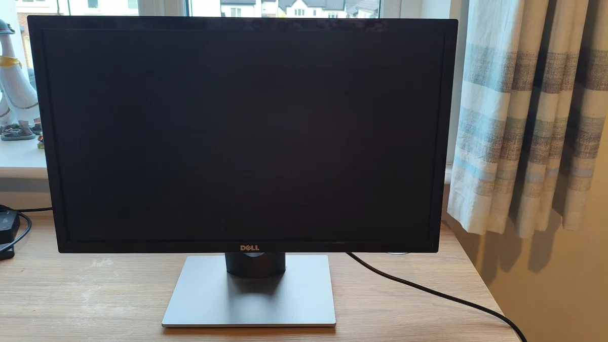 Dell 24 inch monitor - Image 3