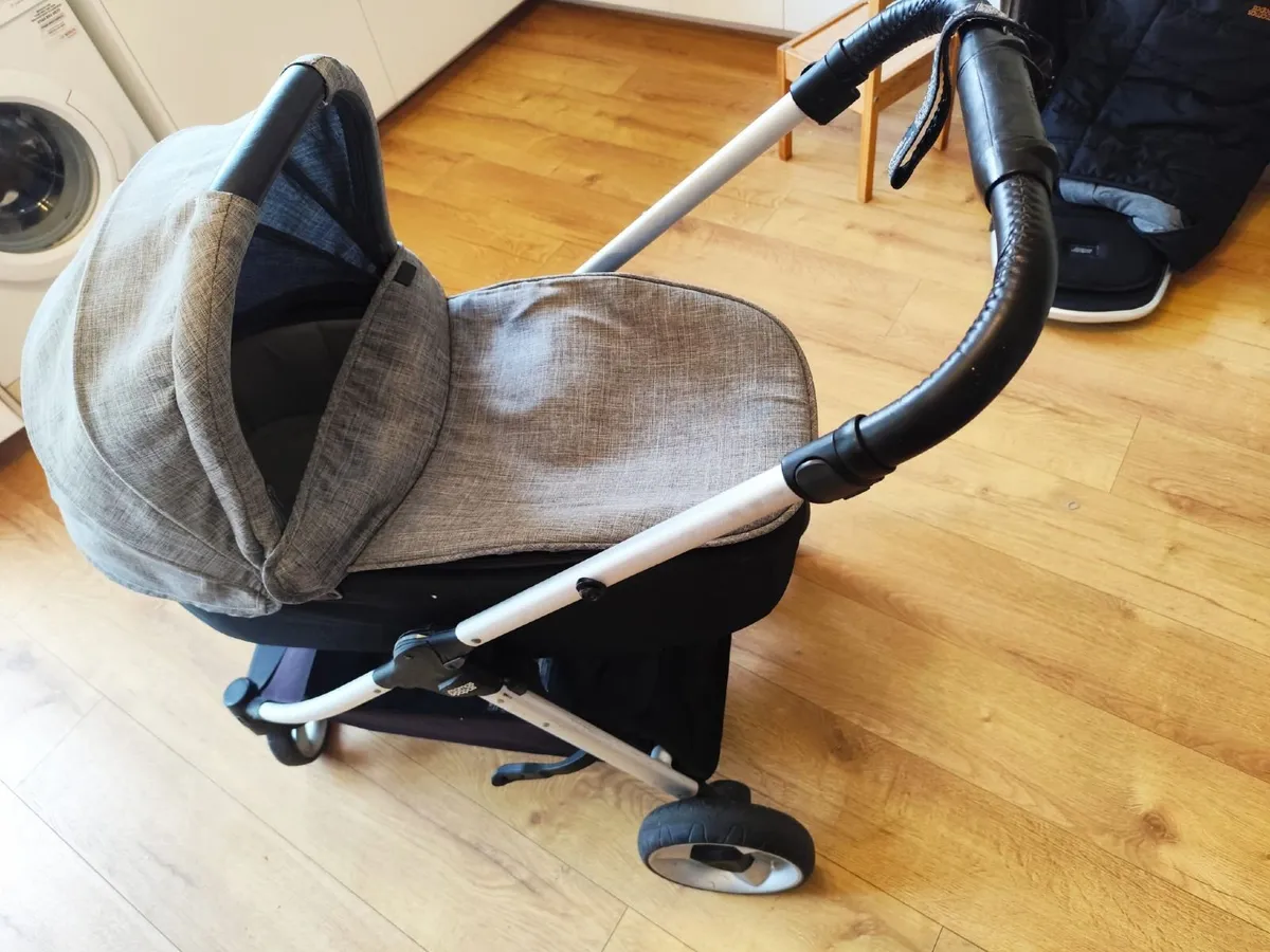Mamas and Papas Flip XT2 Travel System from 2019 - Image 2