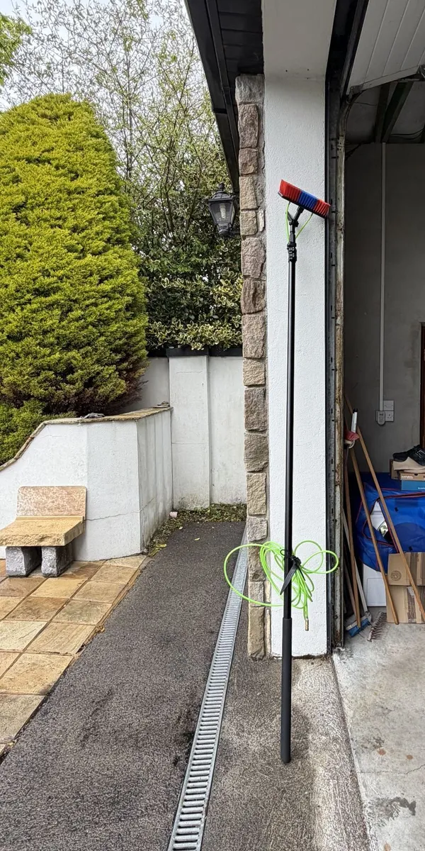 Water Fed Window Cleaning Pole - Image 2