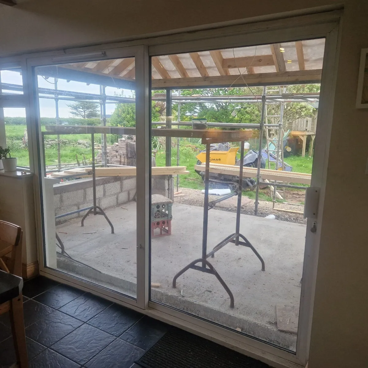 Sliding Door - Image 2