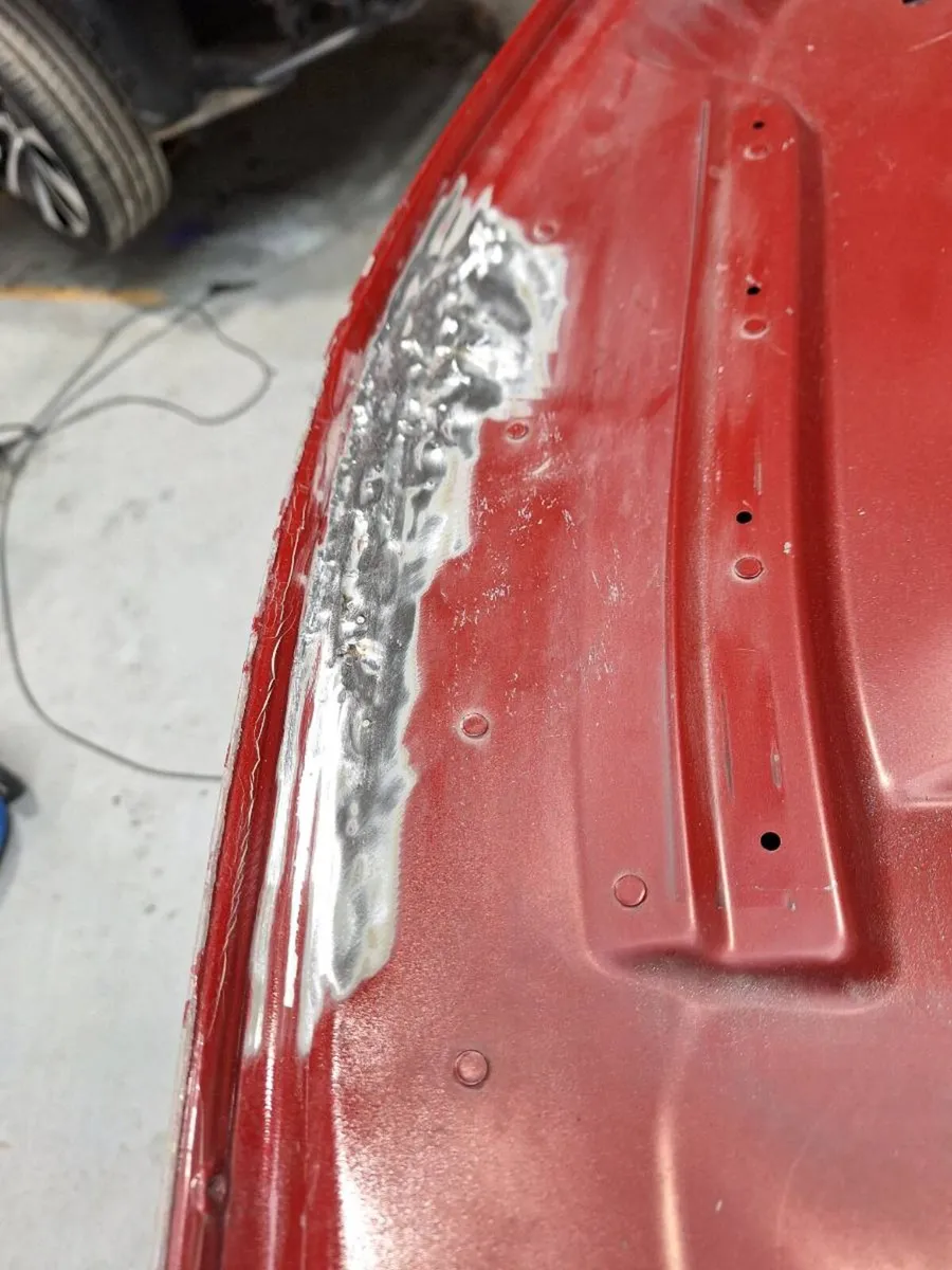Volkswagen atreon bonnet - Image 4