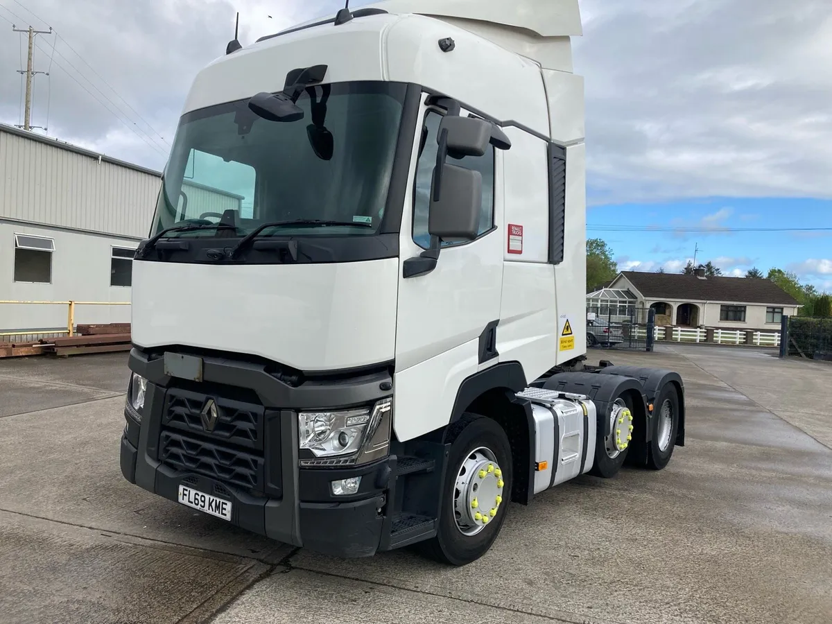 2019(dec) Renault TRange 6x2 unit - Image 2