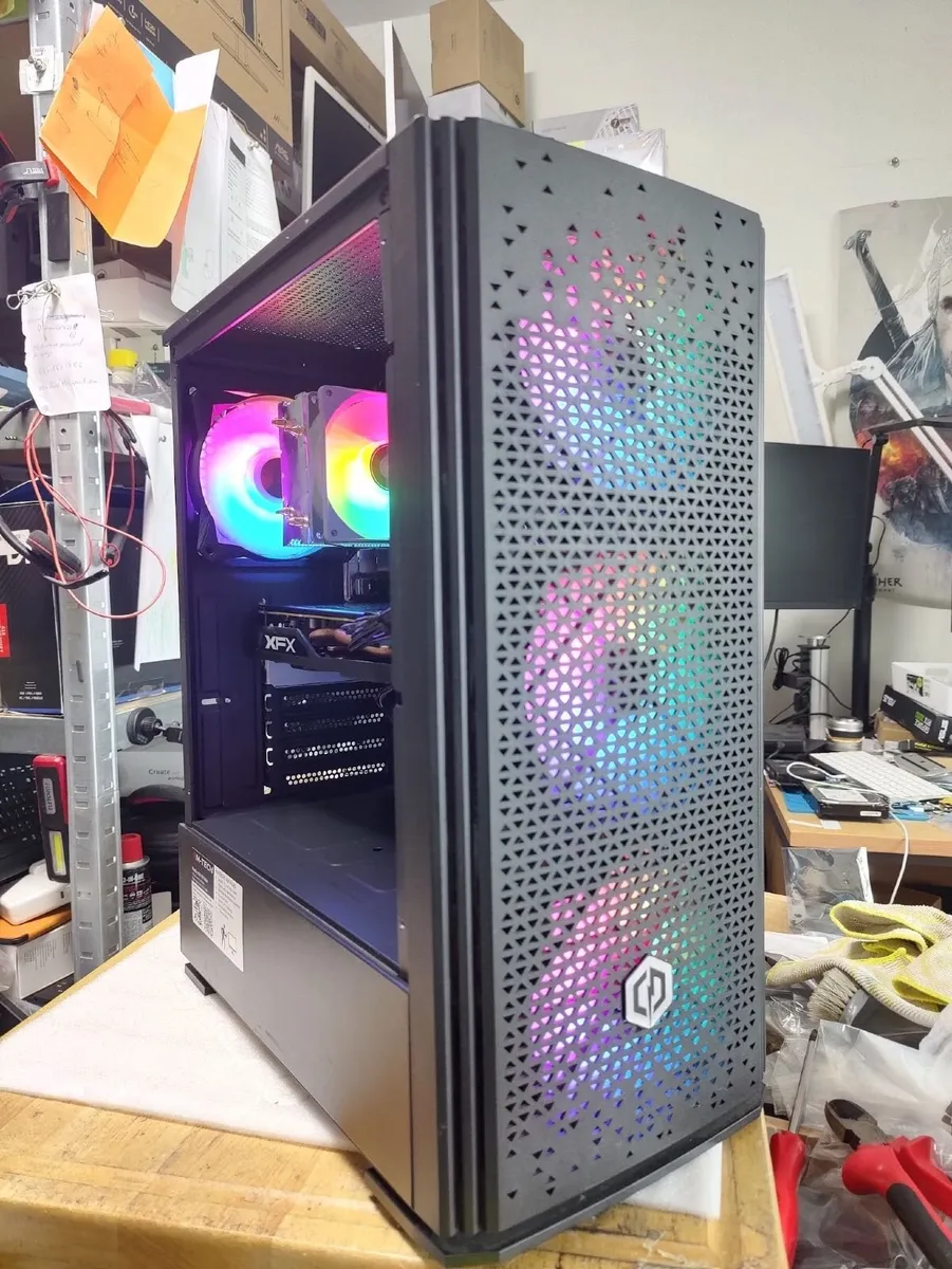 Custom Gaming PC i5 10400/16GB DDR4/Radeon RX 570 - Image 1