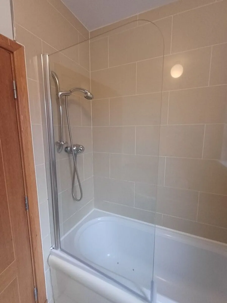 bathroom - Image 2
