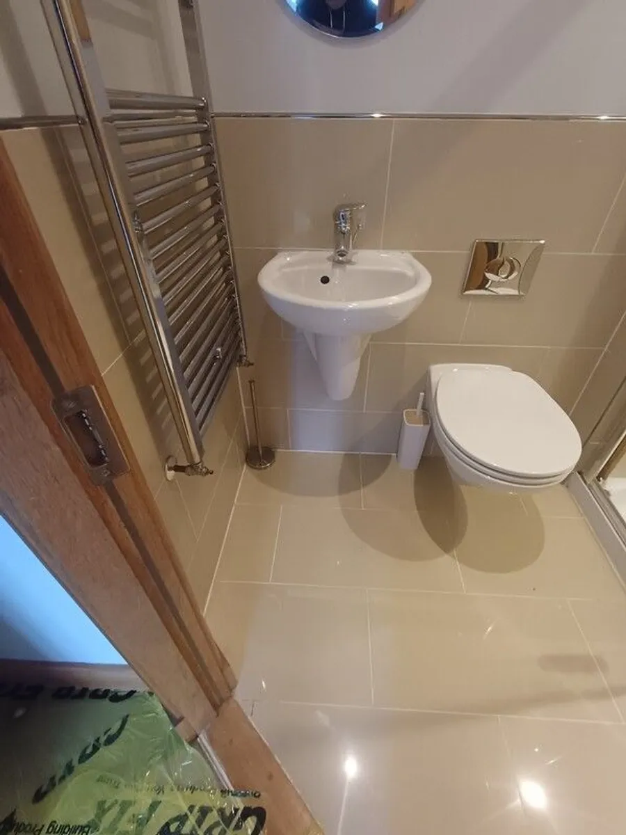 bathroom - Image 4