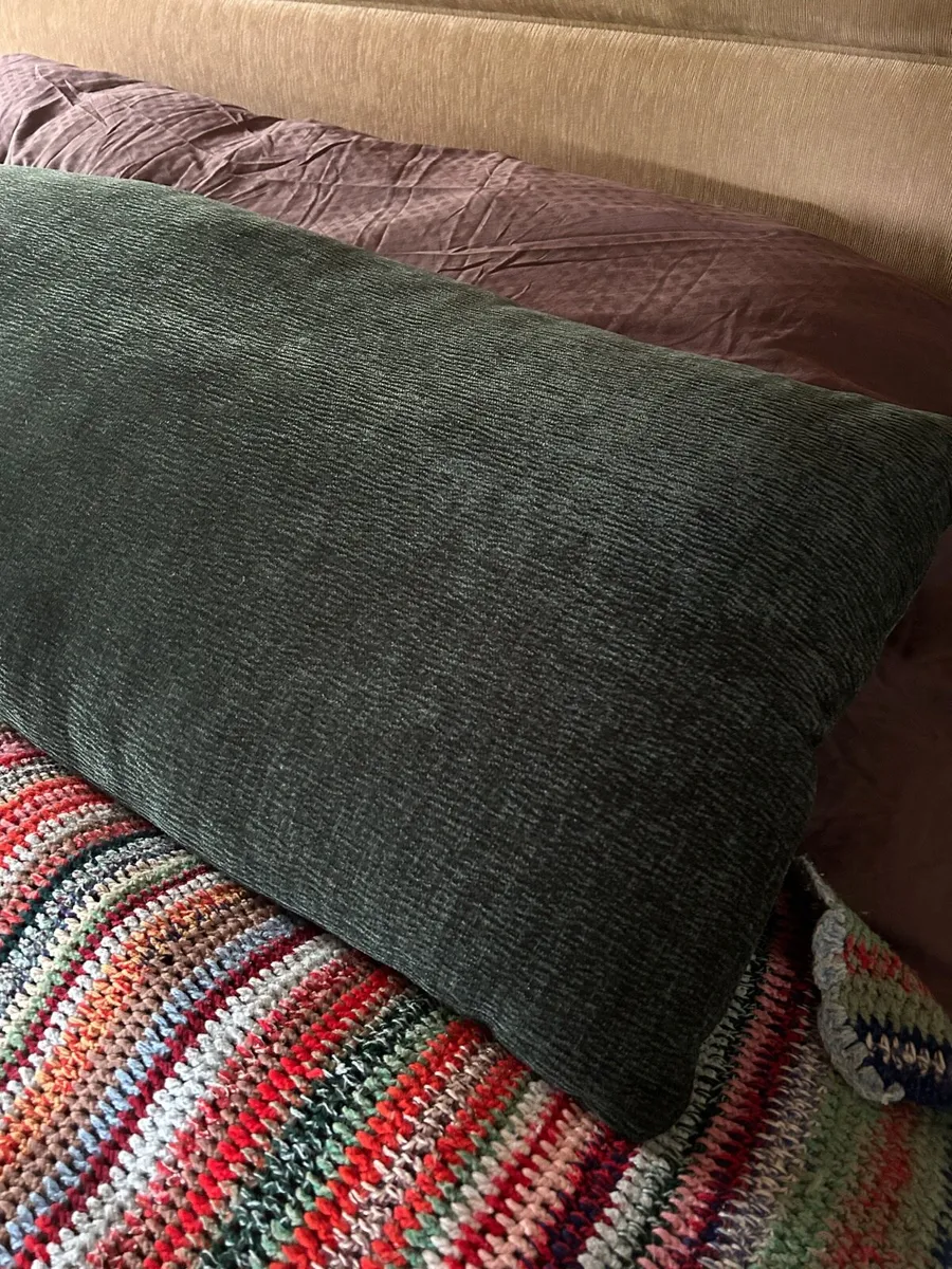 Long cushion - Image 2