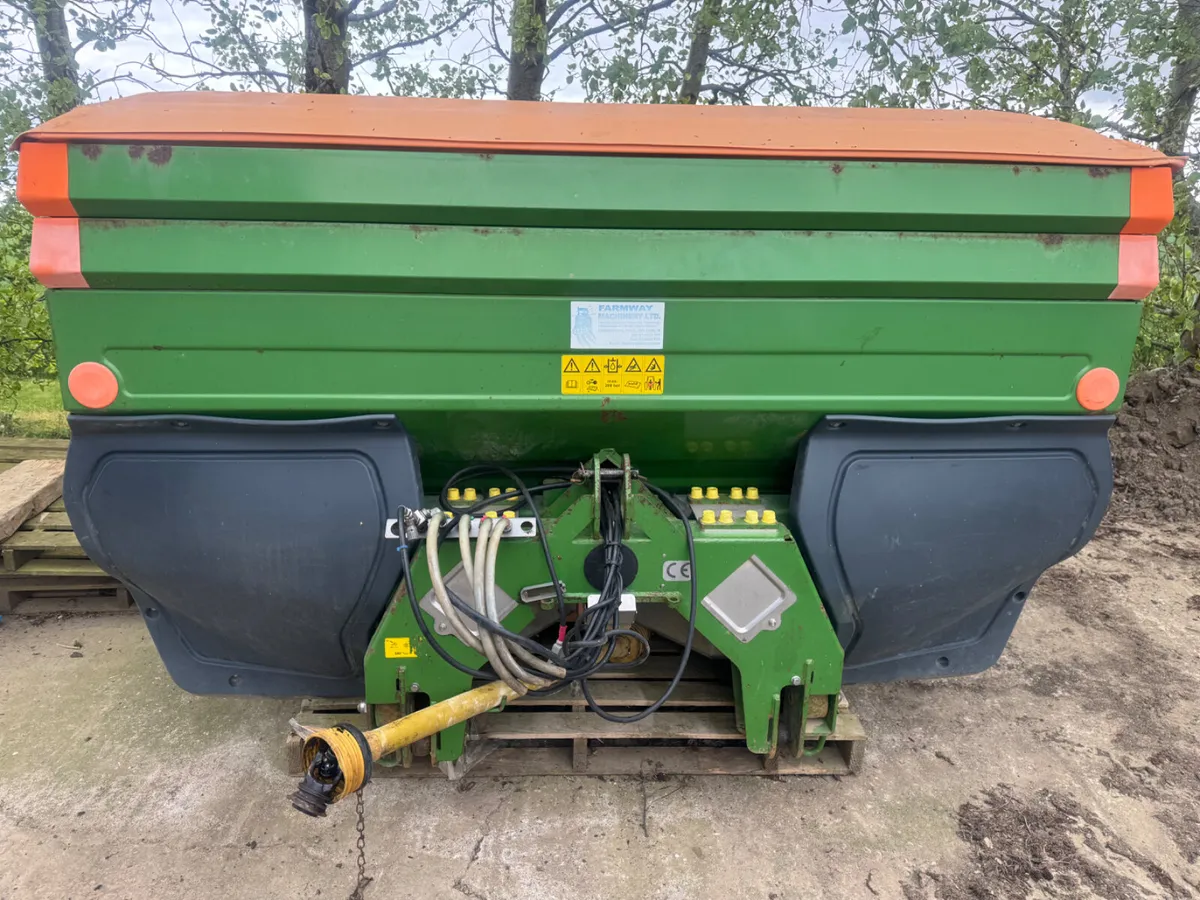 Farm machinery - Image 3