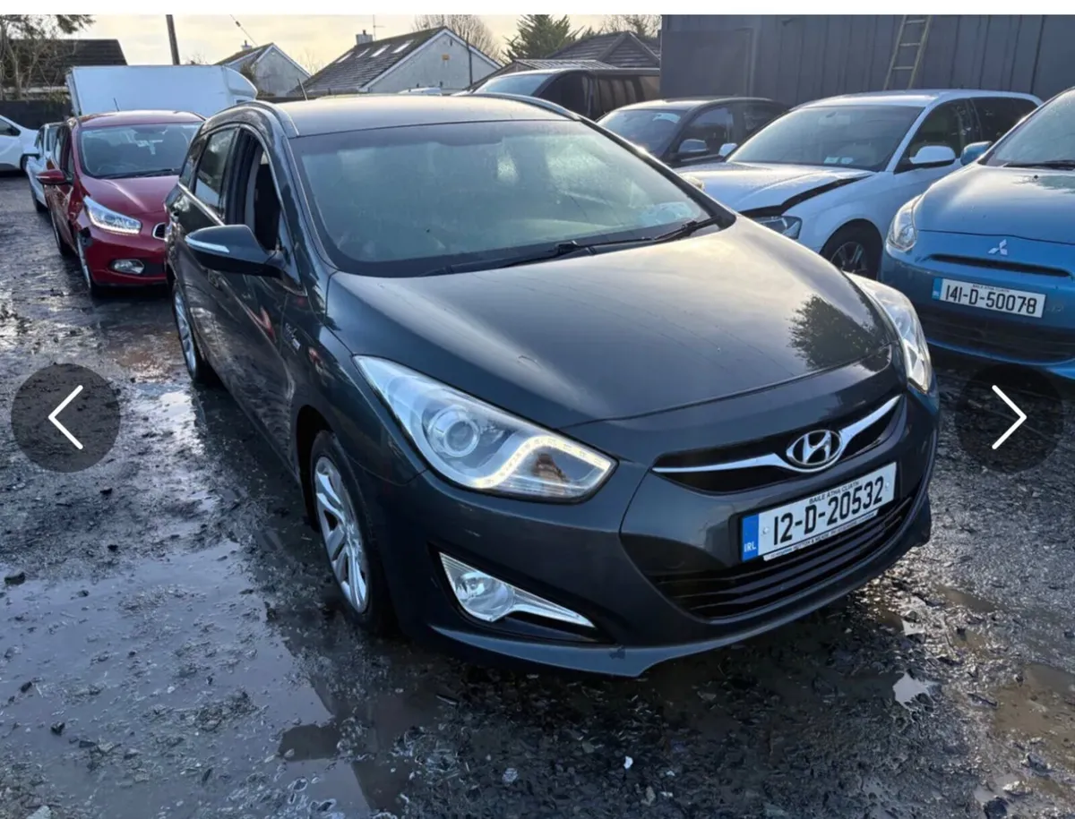 2012 Hyundai i40 1.7 Diesel drive away no damage - Image 3