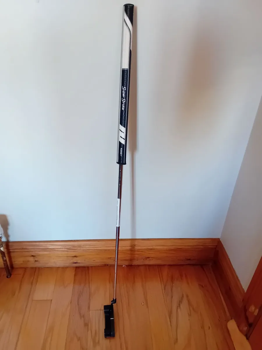 Golf club - Image 1