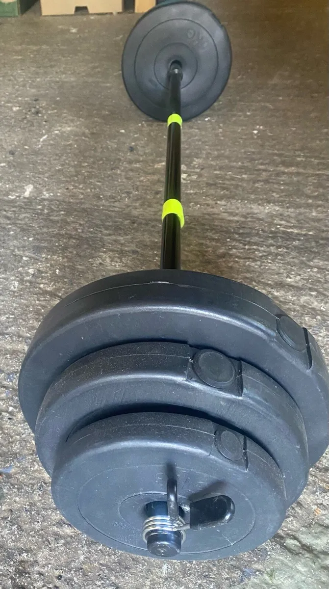 Weights and lifting bar - Image 2