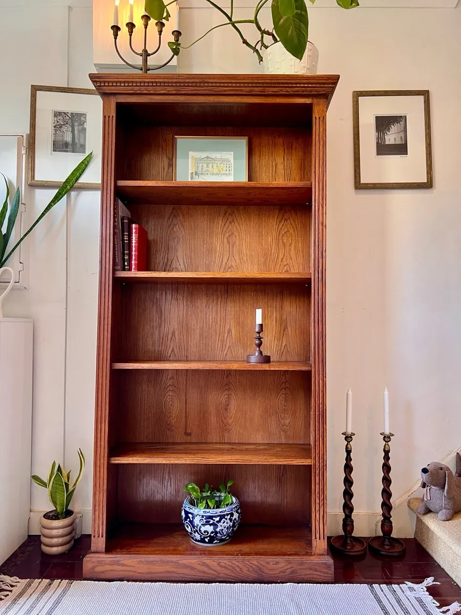 Vintage oak bookcase - Image 1