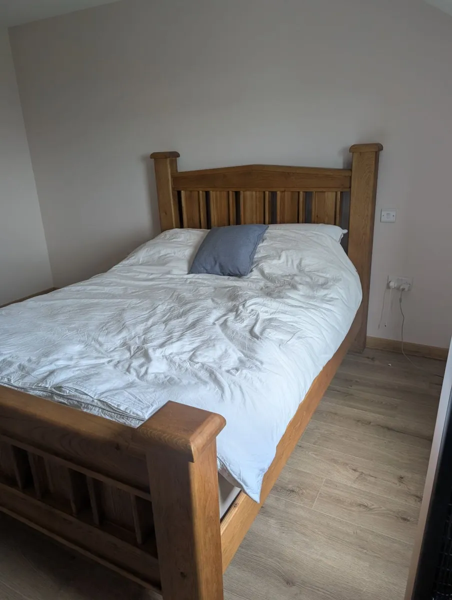 Bedroom furniture - Image 3