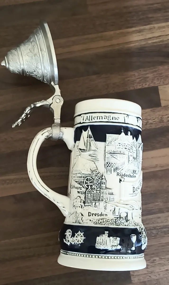 Vintage German beer stein 330 ml - Image 3