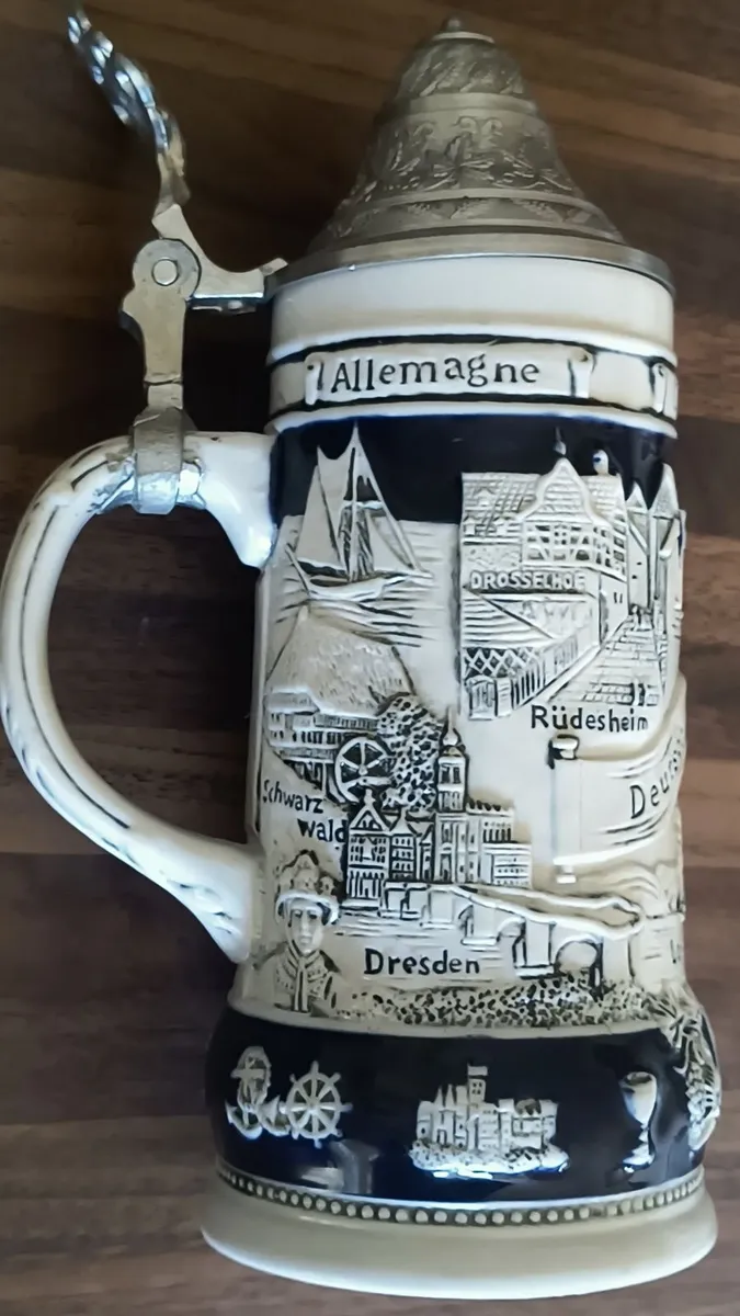 Vintage German beer stein 330 ml - Image 1