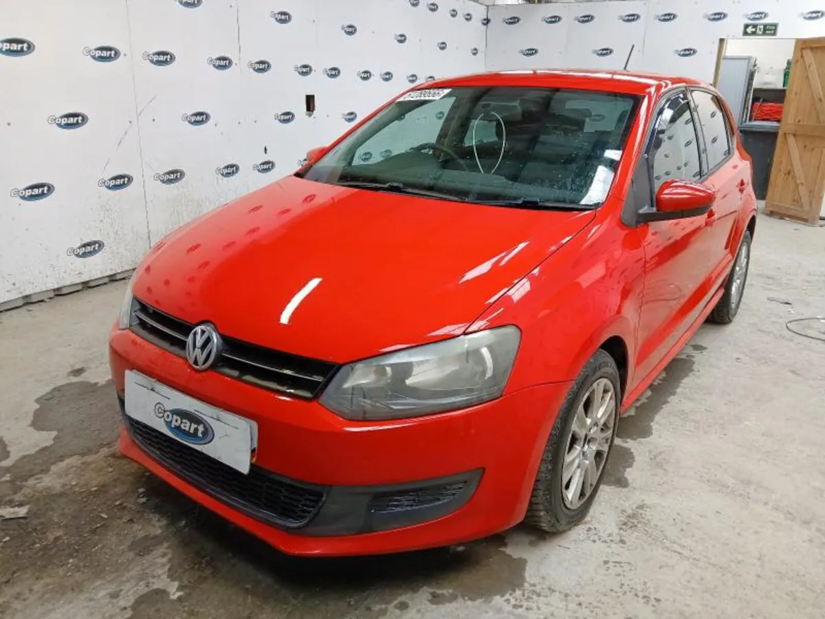 2010 VOLKSWAGEN POLO 1.6TDI BREAKING / PARTS - Image 1