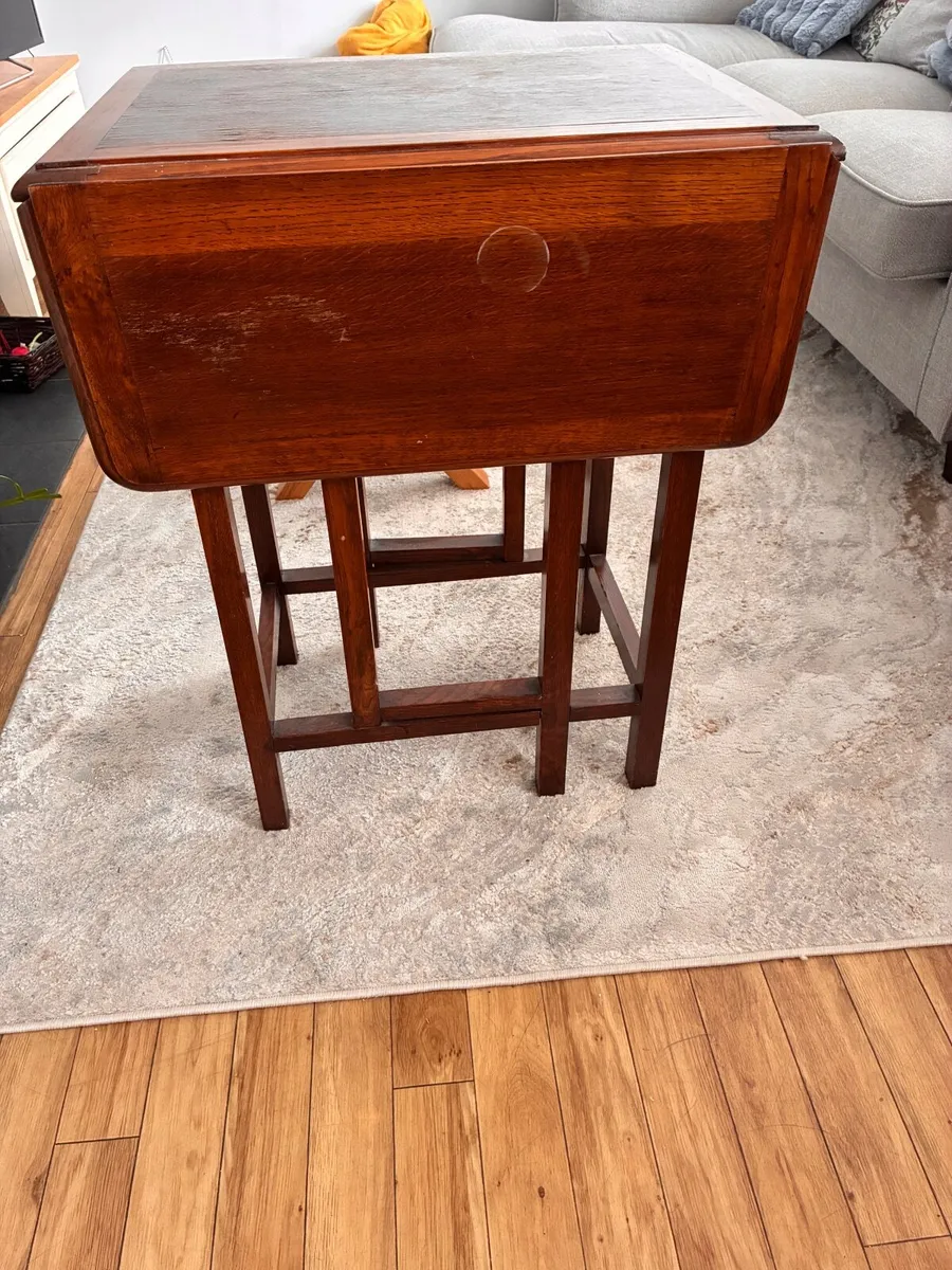 Table, drop leaf, small - Image 1