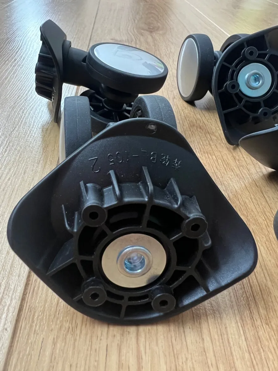 Suitcase wheels spare - Image 2