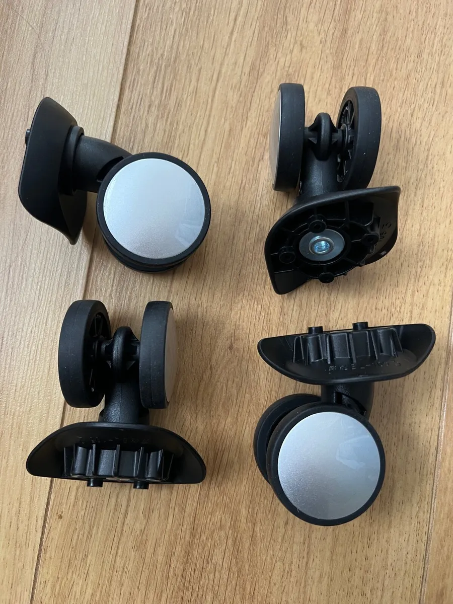 Suitcase wheels spare - Image 1