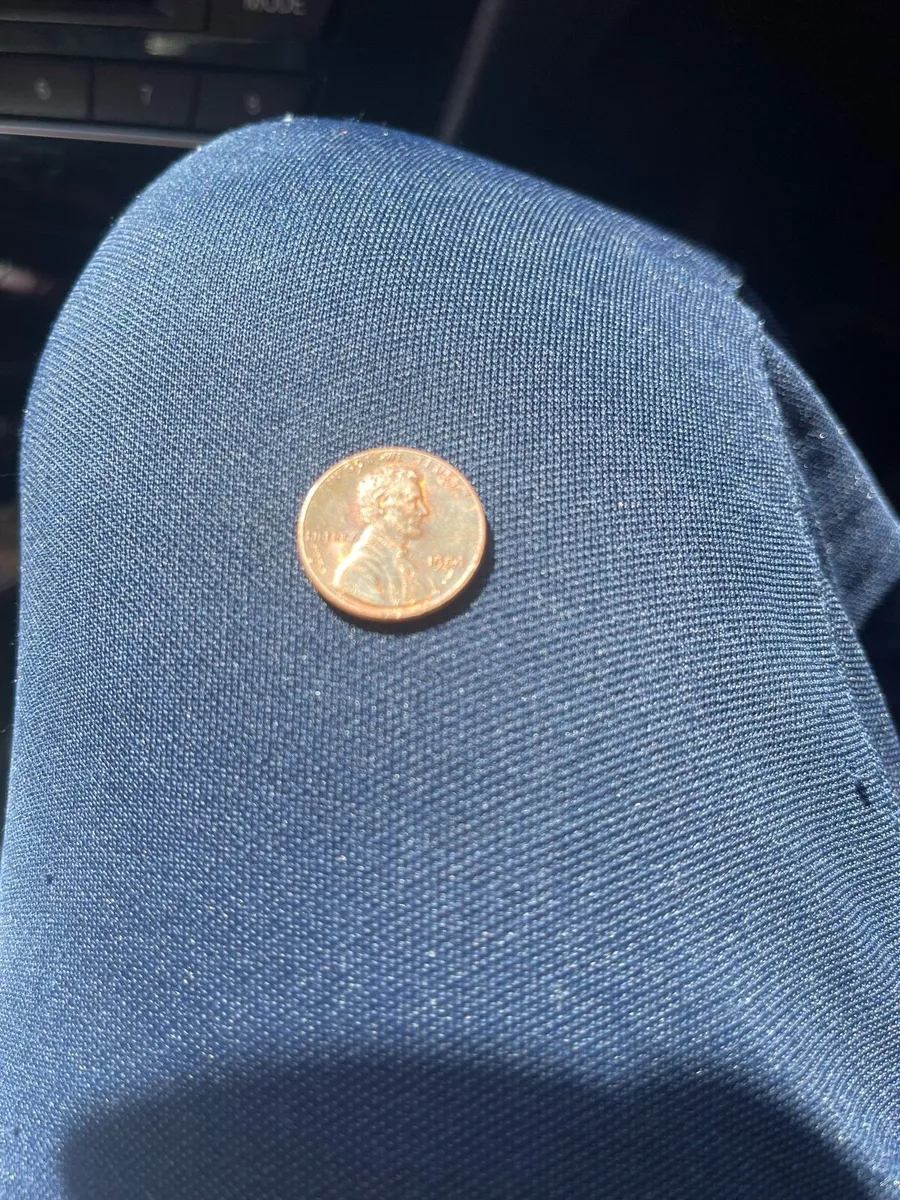 1984 coin - Image 2