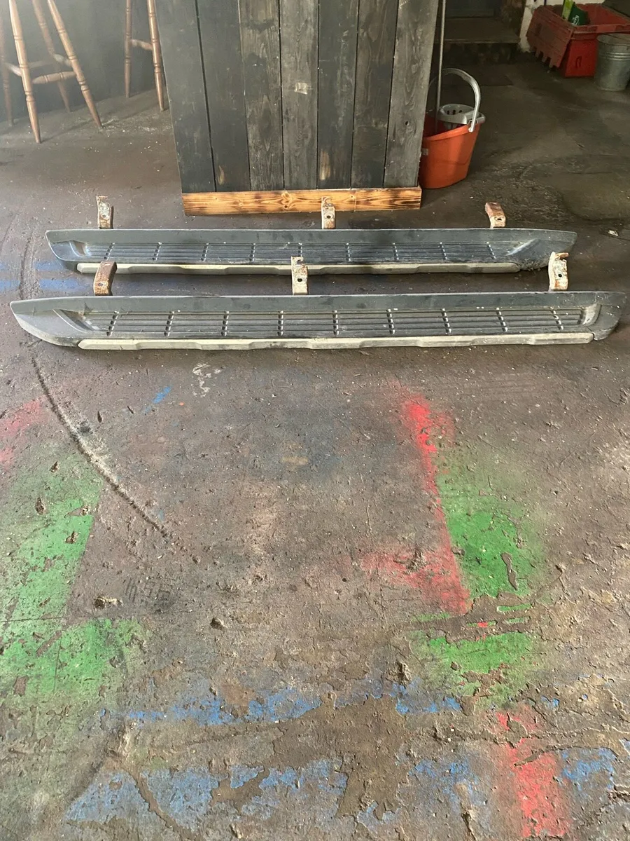 Ford ranger roller shutter cover for bed and side - Image 4