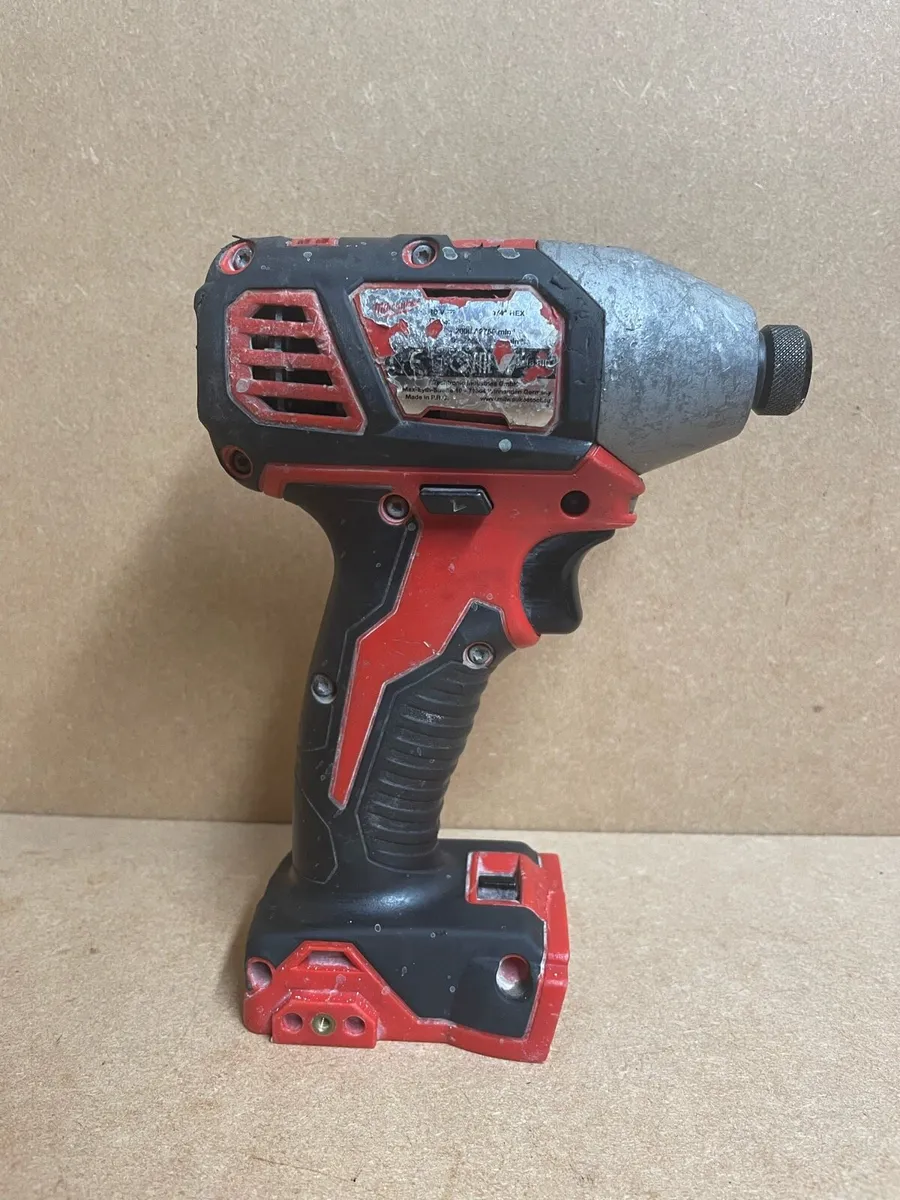 Milwaukee M18 Impact Driver - Image 2