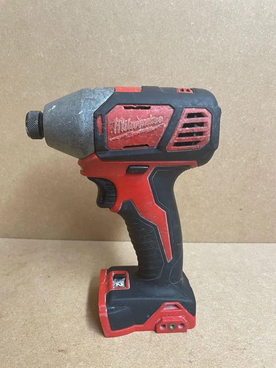 Milwaukee M18 Impact Driver - Image 3