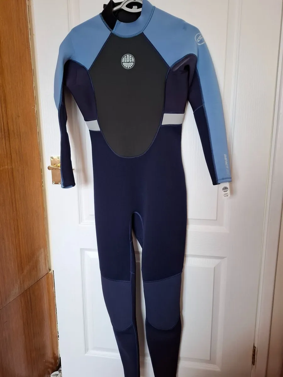 Ladies wetsuit - Image 1