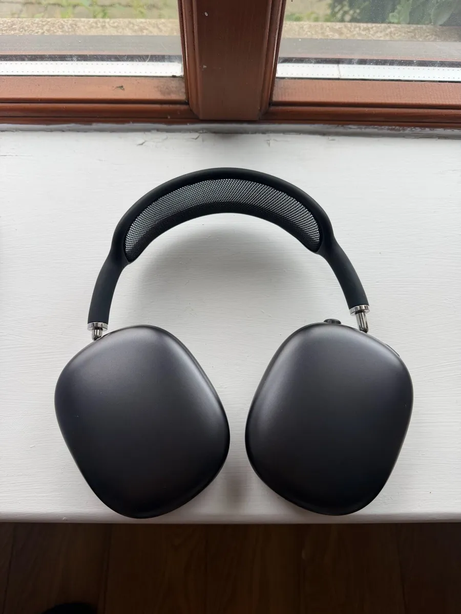 AirPods Max - Image 4