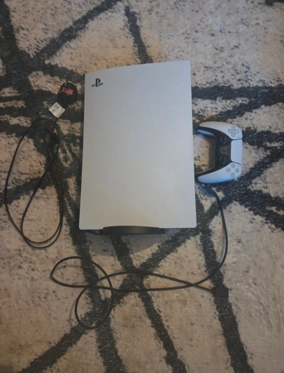 Ps5 digital edition 825GB and controller 1 - Image 1
