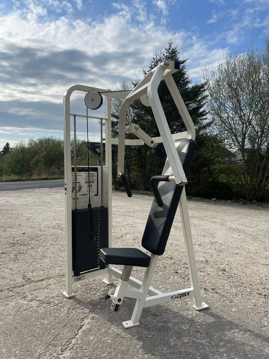 Cybex VR Chest Press - Image 1