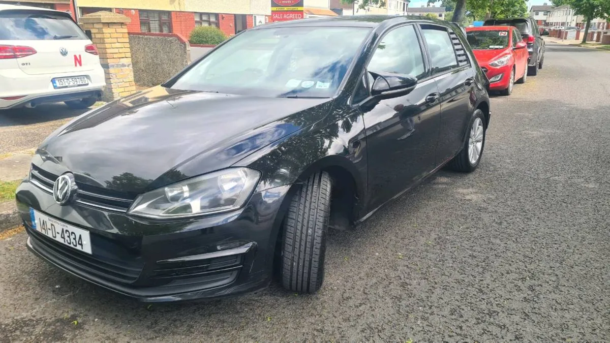 Volkswagen  golf 1.6 - Image 2