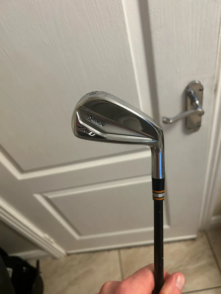 Srixon ZXiU 3 Iron - Image 1