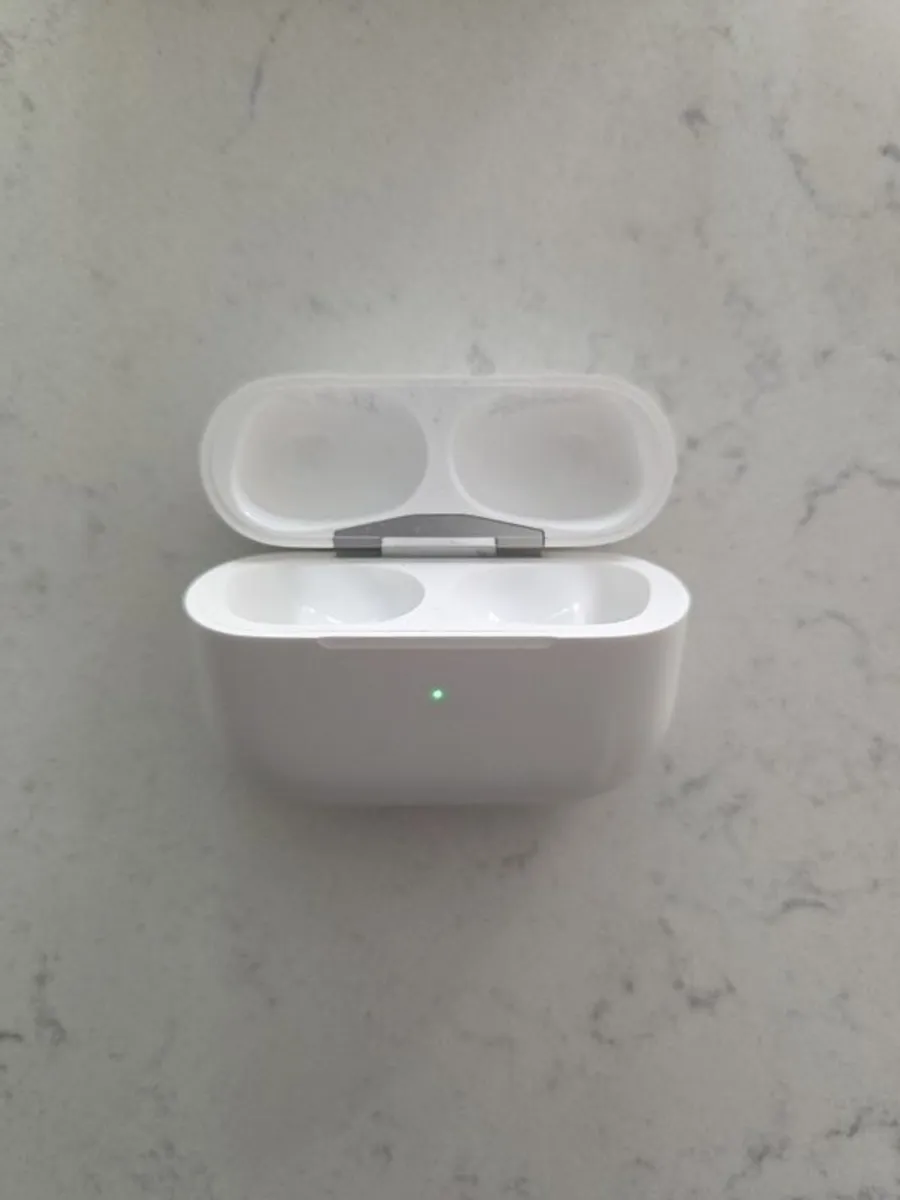 Airpods Pro 2nd Gen - Image 3