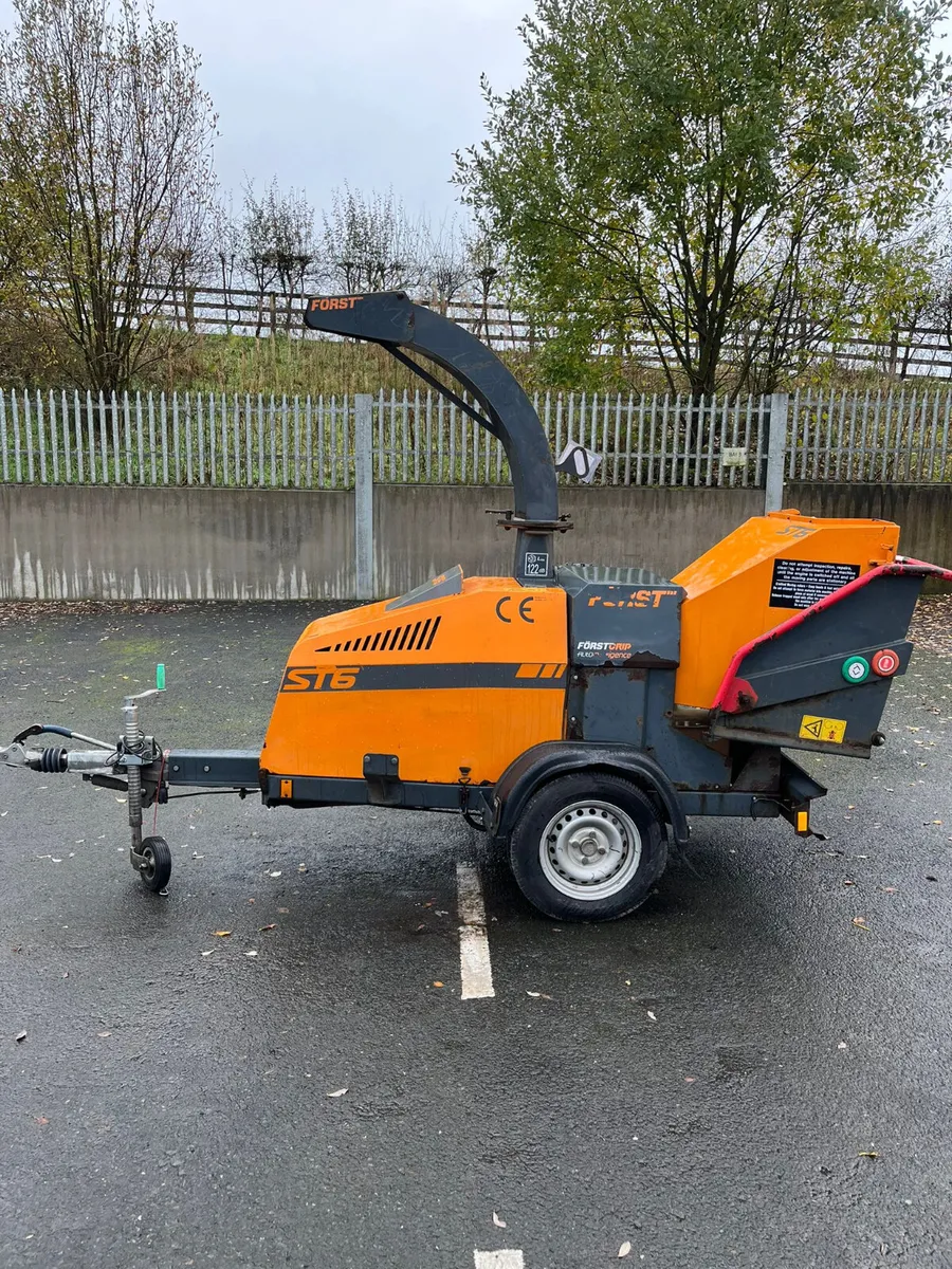 2016 FORST ST6 6″ DIESEL WOOD CHIPPER - Image 4